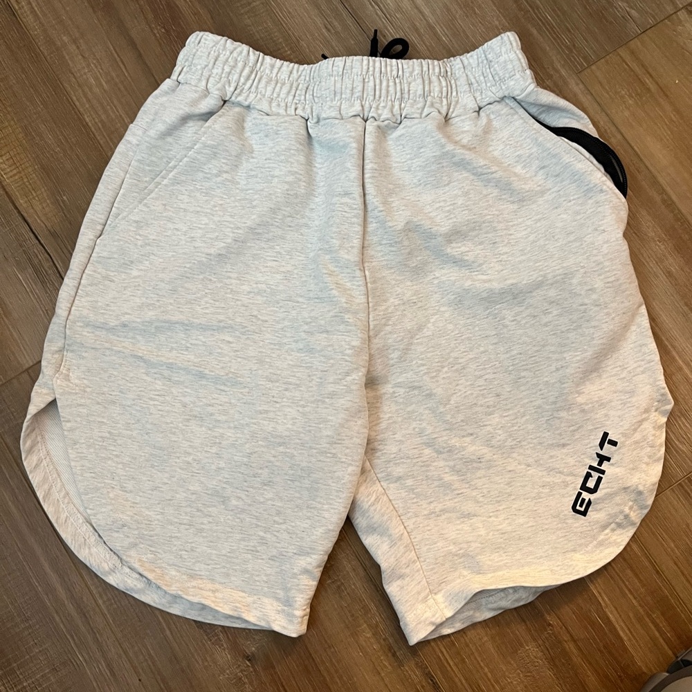 ECHT Men's Light Gray Athletic Shorts‎